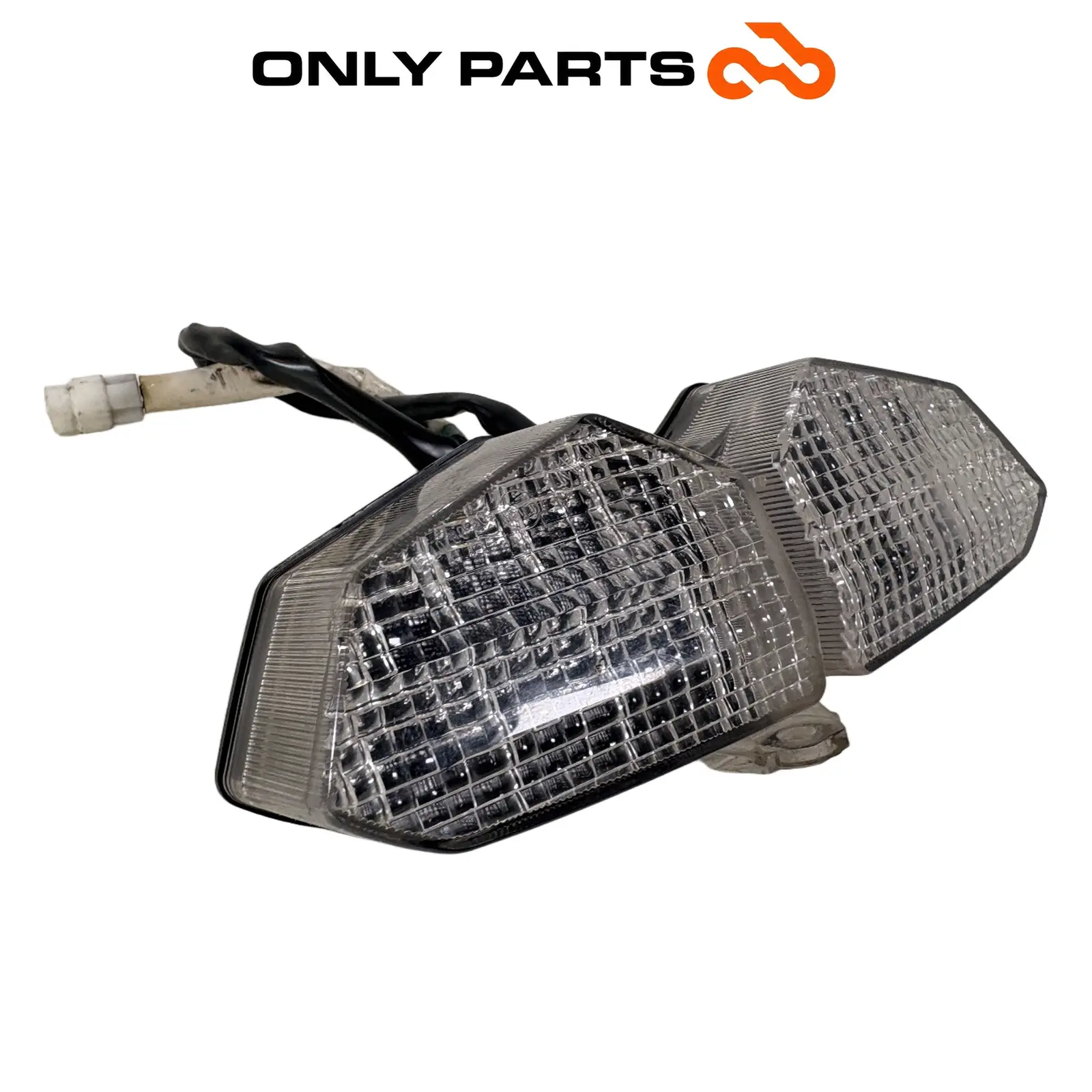 Faro posteriore Yamaha YZF-R6 600cc 2005 nero usato — foto reale 2
