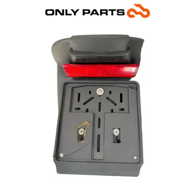 Parafango posteriore + portatarga Piaggio MP3 250cc 2009 Grigio usato — foto reale 7