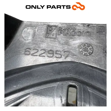 Cover manubrio esterna Piaggio MP3 250cc 2009 Grigio usato — foto reale 10