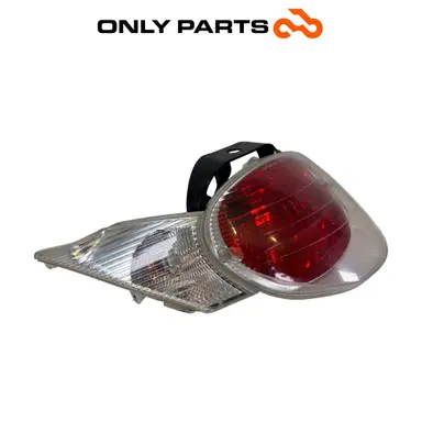 Faro posteriore Aprilia Scarabeo 300cc 2010 Bianco usato — foto reale 5