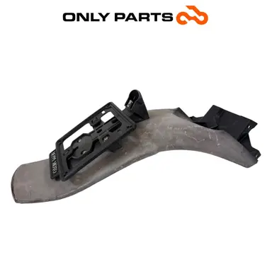 Parafango posteriore + portatarga Aprilia Scarabeo 300cc 2010 Bianco usato — foto reale 4