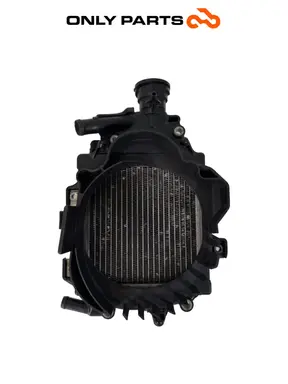 RADIADOR AGUA REFRIGERACIÓN HONDA SH 150 2017 Honda SH 150cc 2017 Nero de segunda mano — foto real 6
