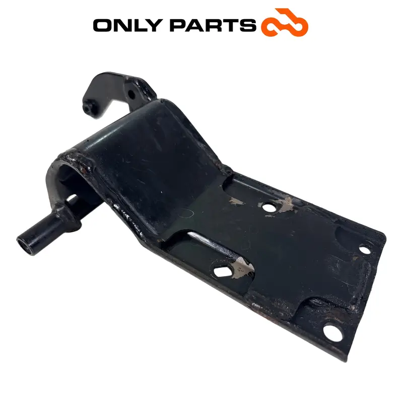 STAFFA SUPPORTO CERNIERA SELLA FERRO YAMAHA XC 300 VERSITY 2004 / SEAT BRACKET