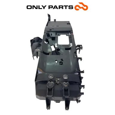 Carena sottosella / vano porta batteria Yamaha YZF-R6 600cc 2005 nero usato — foto reale 7