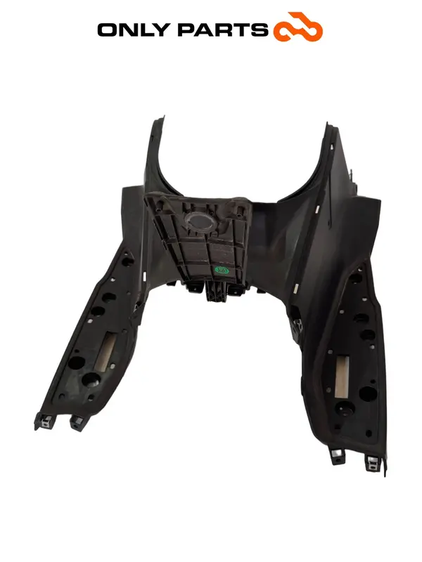 CARENA POGGIAPIEDI PEDANA INFERIORE 1SD-F7481 YAMAHA X-MAX 125 2014 DIFETTO FOTO — 4