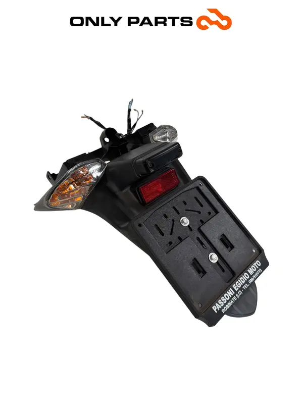 PORTATARGA POSTERIORE + FRECCE INDICATORI HONDA PCX 125 2011 SUPPORTO TARGA — 3