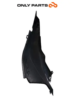 TAPA LATERAL TRASERA DERECHA HONDA SH 150 2017 83500-K77-V00 Honda SH 150cc 2017 Nero de segunda mano — foto real 9