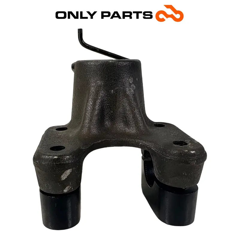 SUPPORTO CAVALLOTTO INFERIORE RISER YAMAHA XC 300 VERSITY 2004 / HANDLEBAR CLAMP — 2