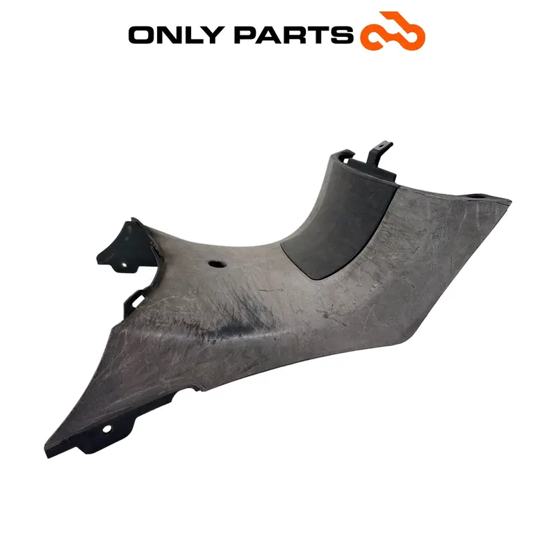 CARENA TUNNEL CENTRALE PEDANA POGGIAPIEDI APRILIA SCARABEO 300 2010 / COVER OEM — 2