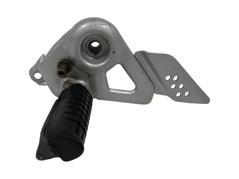 PEDANA POGGIAPIEDI ANTERIORE PILOTA SINISTRA SX HONDA CBF 125 2009 LEFT FOOTREST