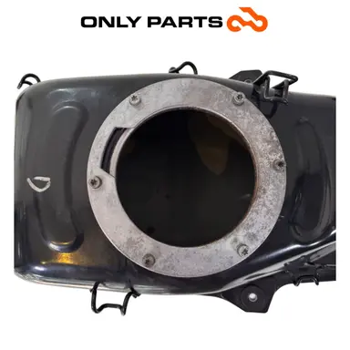 Serbatoio benzina BMW C 400 X 400cc 2020 Blu usato — foto reale 9