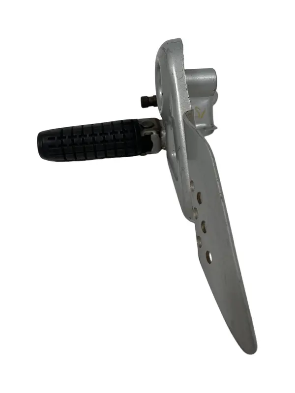 PEDANA POGGIAPIEDI ANTERIORE PILOTA SINISTRA SX HONDA CBF 125 2009 LEFT FOOTREST — 4