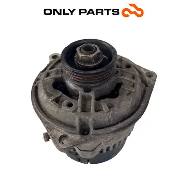 Alternatore Bosch 50A con regolatore incorporato (alternator) BMW R 850 R 1997 BMW R 850 R usato — foto reale 4