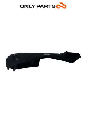 Carena Laterale Pedana SX Skirt Kymco Agility R16+ 125 2015 64306-ALJ8-E000 Kymco Agility R16+ 125cc 2015 Nero usato — foto reale 3