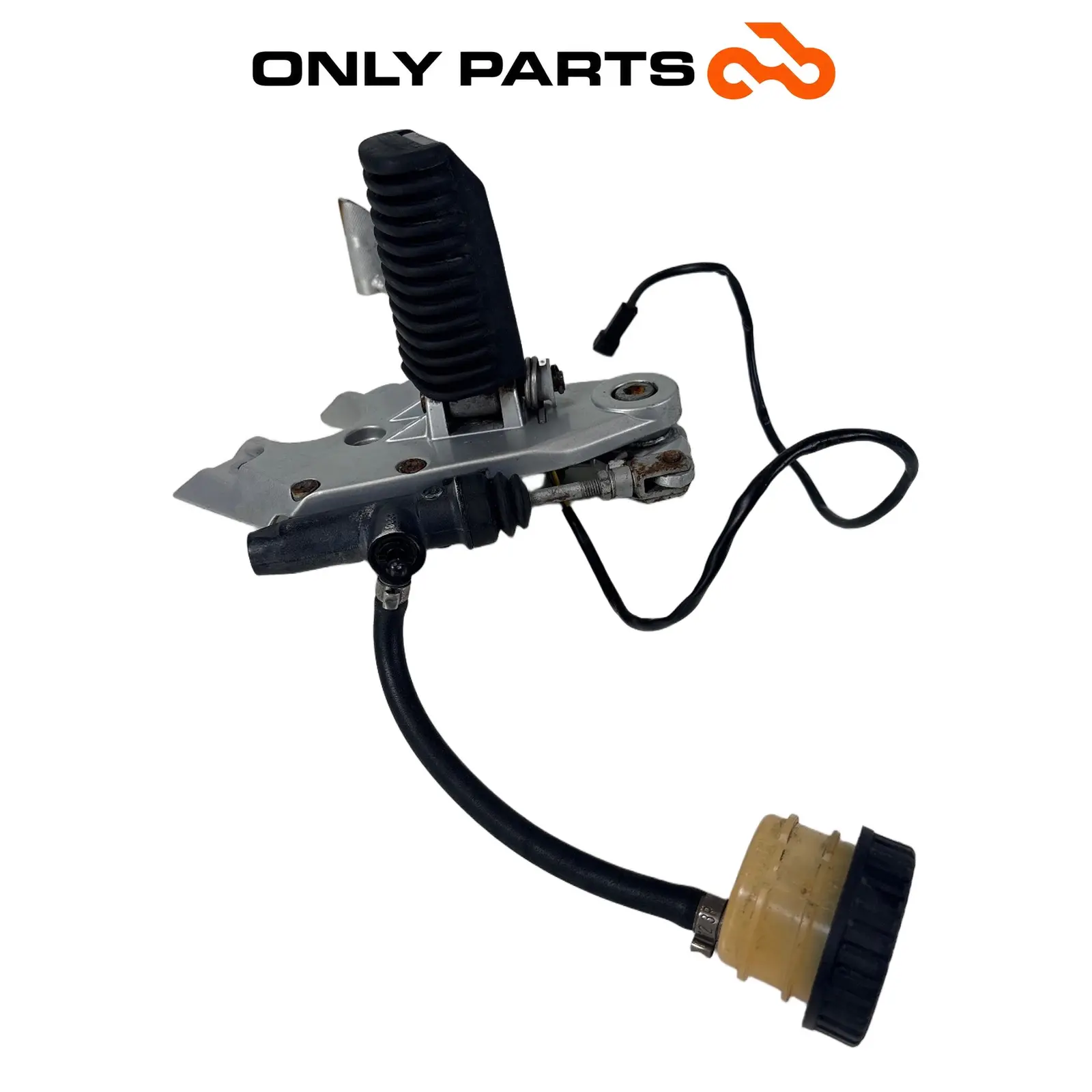 Pedana destra con pompa freno posteriore e pedale (rear master cylinder) BMW R 850 R 1997 BMW R 850 R usato — foto reale 3