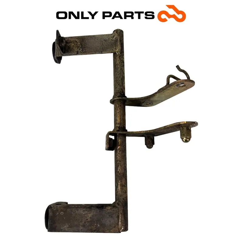 TELAIETTO SUPPORTO RADIATORE ACQUA IN FERRO HONDA SH 150 2008 / RADIATOR STAY — 4