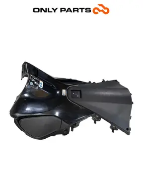 CONTRAESCUDO CARENADO INTERIOR HONDA SH 150 2017 OEM 81131-K77-V000 Honda SH 150cc 2017 Nero de segunda mano — foto real 5