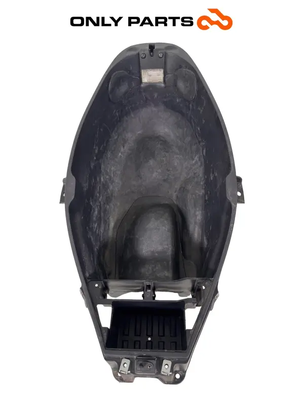 VANO SOTTOSELLA VASCA PORTACASCO ORIGINALE PIAGGIO MP3 YOURBAN 300 2013 657386 — 4