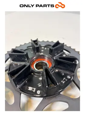 Corona + mozzo Yamaha YZF-R6 600cc 2005 nero usato — foto reale 7