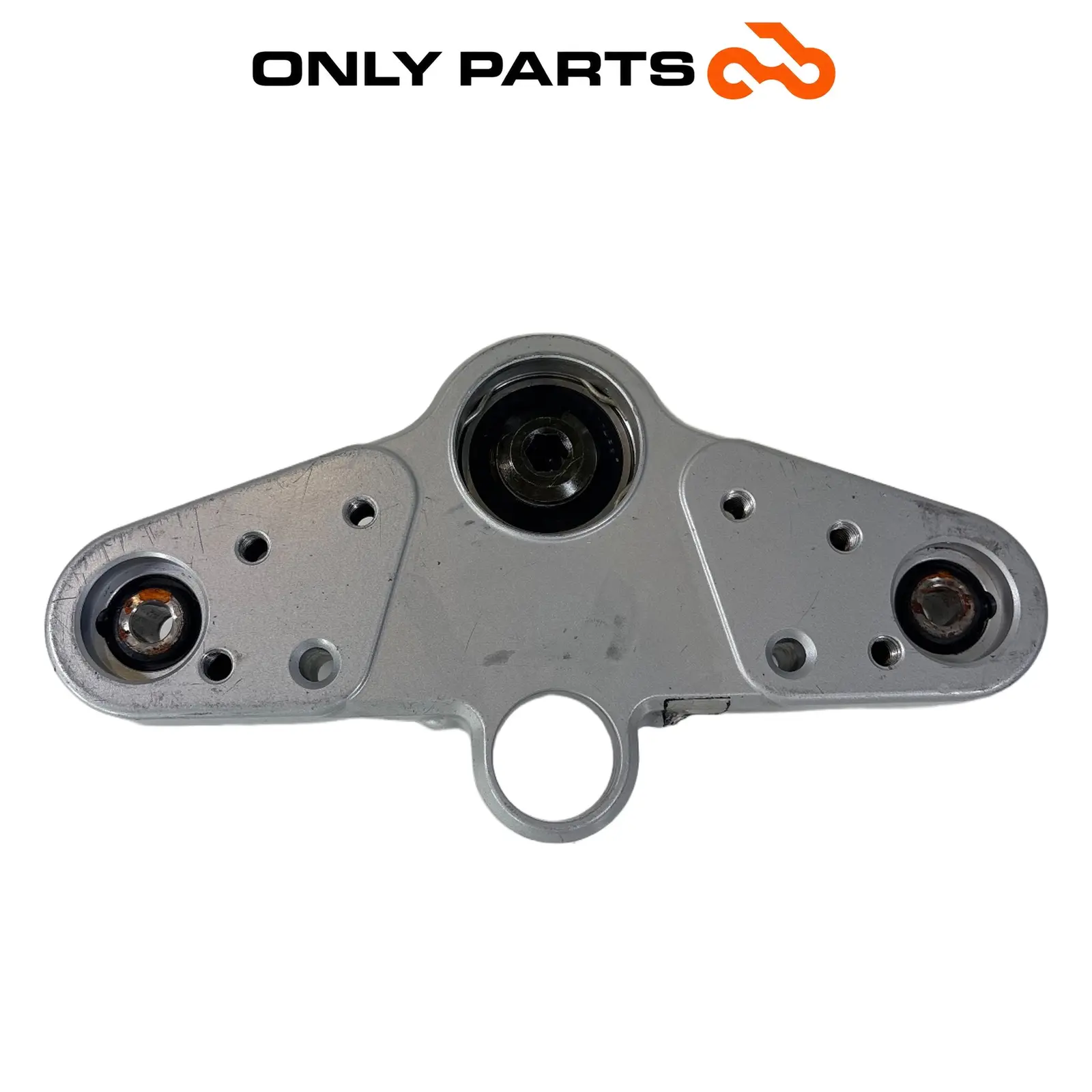 Piastra superiore di sterzo con boccole elastiche (upper triple clamp) BMW R 850 R 1997 BMW R 850 R usato — foto reale 2