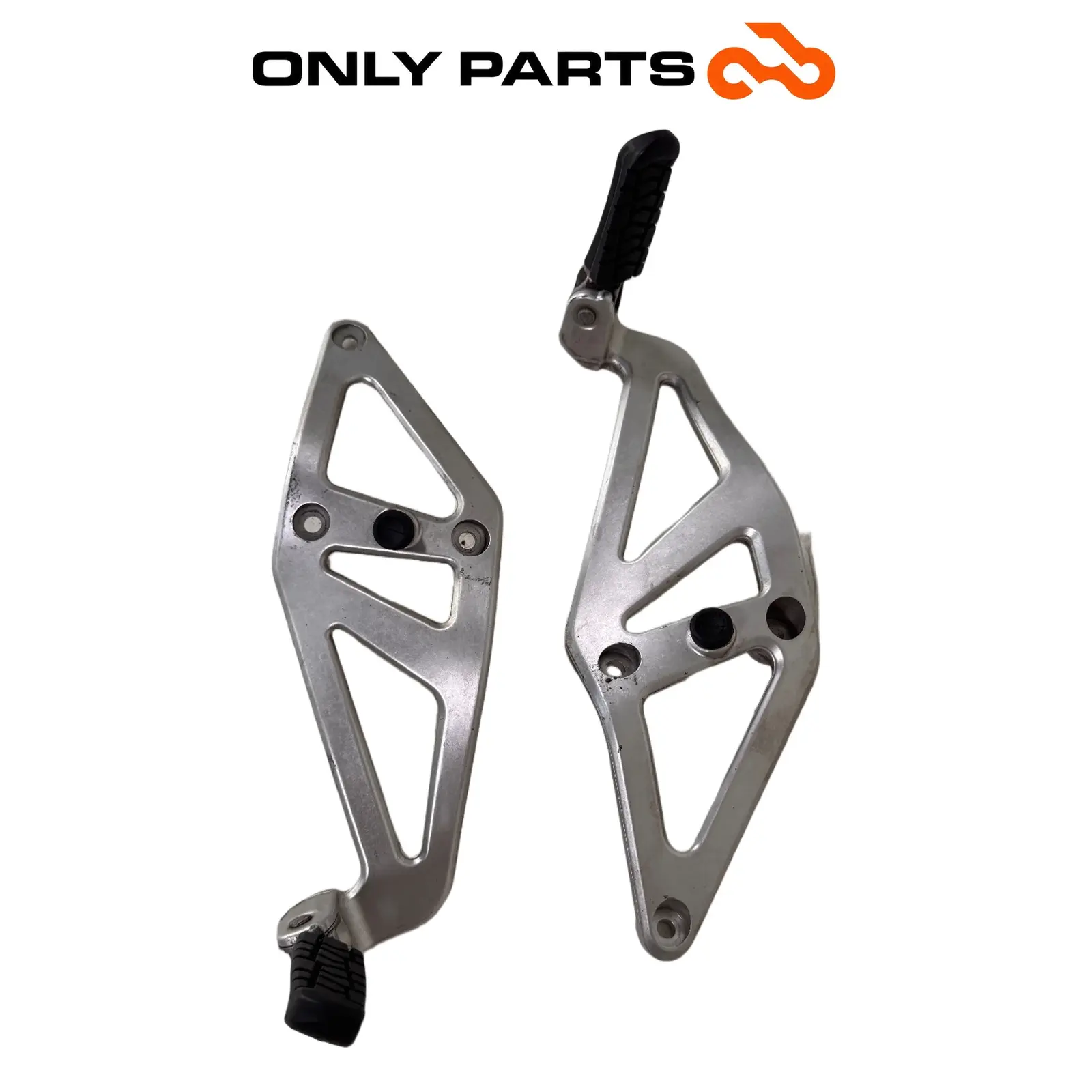 Coppia pedane passeggero KTM Super Duke 990cc 2006 Nero/Arancione usato — foto reale 2