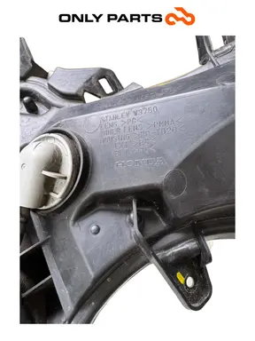 INTERMITENTE DELANTERO DERECHO HONDA SH 150 2017 Honda SH 150cc 2017 Nero de segunda mano — foto real 9
