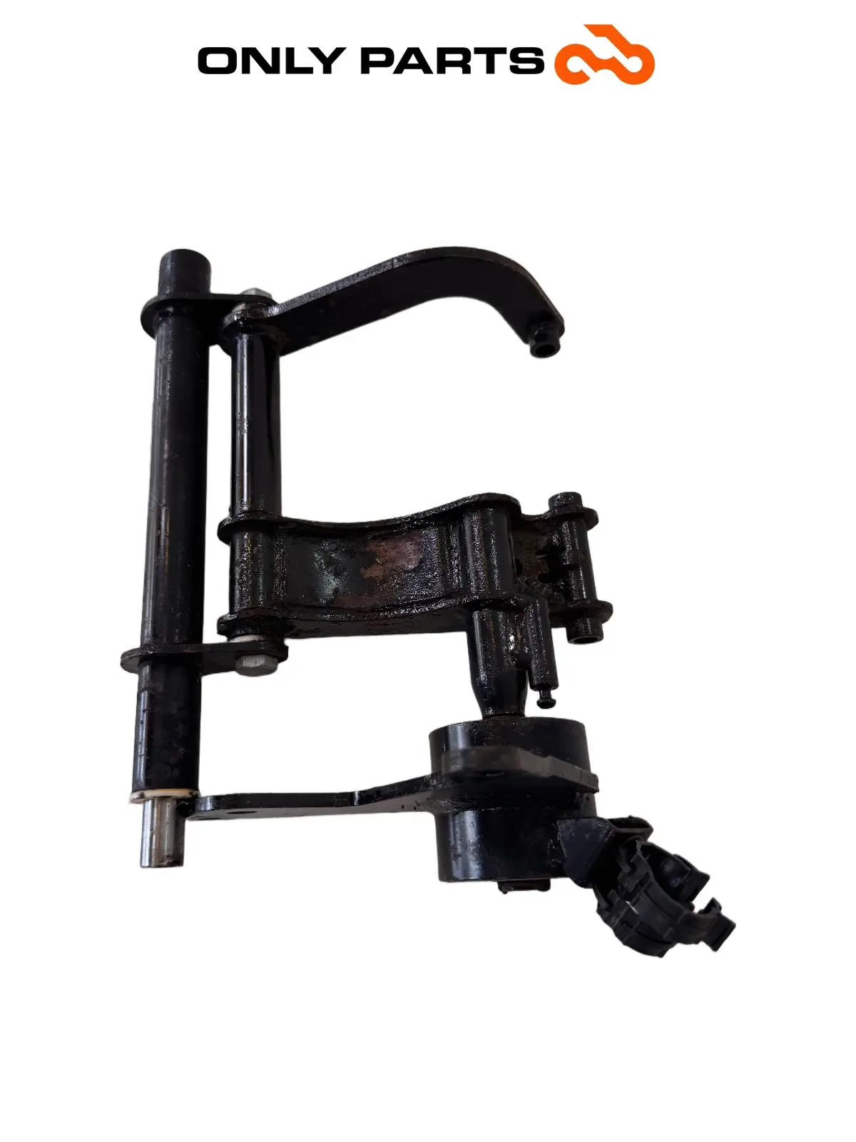 Staffa supporto motore — 3